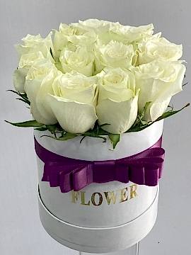 Kutuda 14 Beyaz Gül