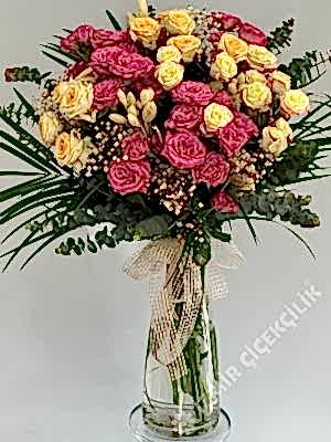 Dekoratif Mix Sprey Gül Aranjmanı