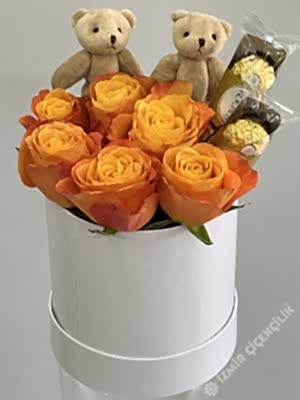 Kutuda İthal Turuncu Gül Ayıcık Çikolata