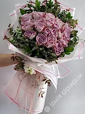 İthal 21 Lila Gül Buketi