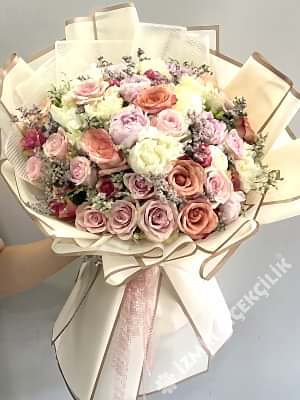 Lüks Şakayık Gül Buketi