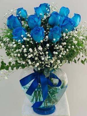 Kalp Vazoda 11 Mavi Gül