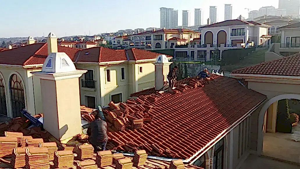 çatı tamiri