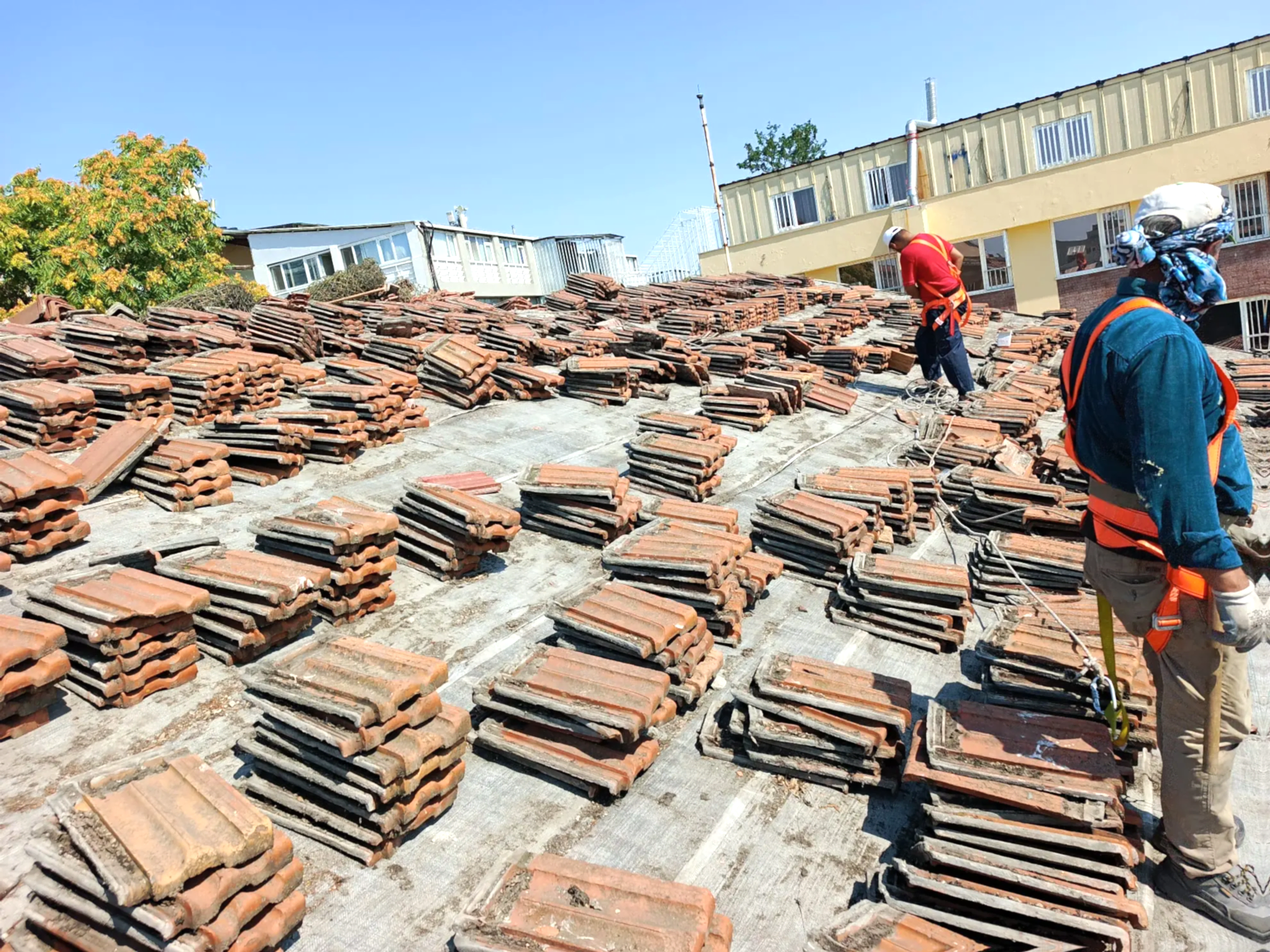 Bakırköy Taş Koleji Çatı İzolasyonu ve Tadilatı 3